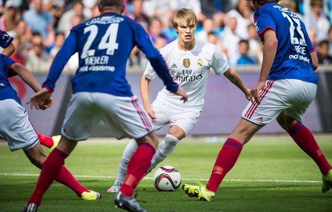 还折射出球 还折射出球